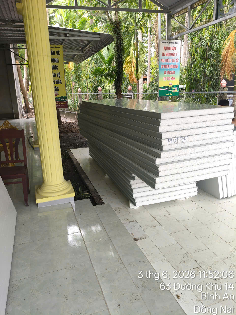 Phát đạt giao đơn hàng panel eps cho chùa Phật Ân